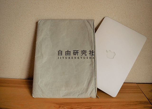 紙和(siwa)のPCケース