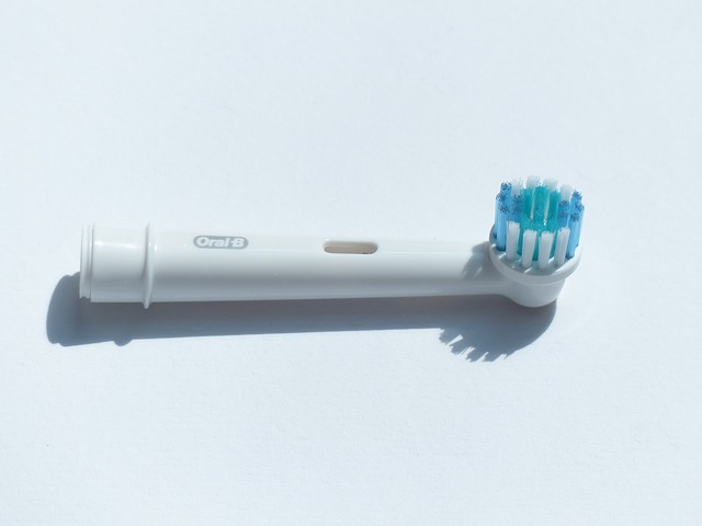 歯医者に勧められ実際に購入 効果あるおすすめ超音波歯ブラシを紹介 自由研究社